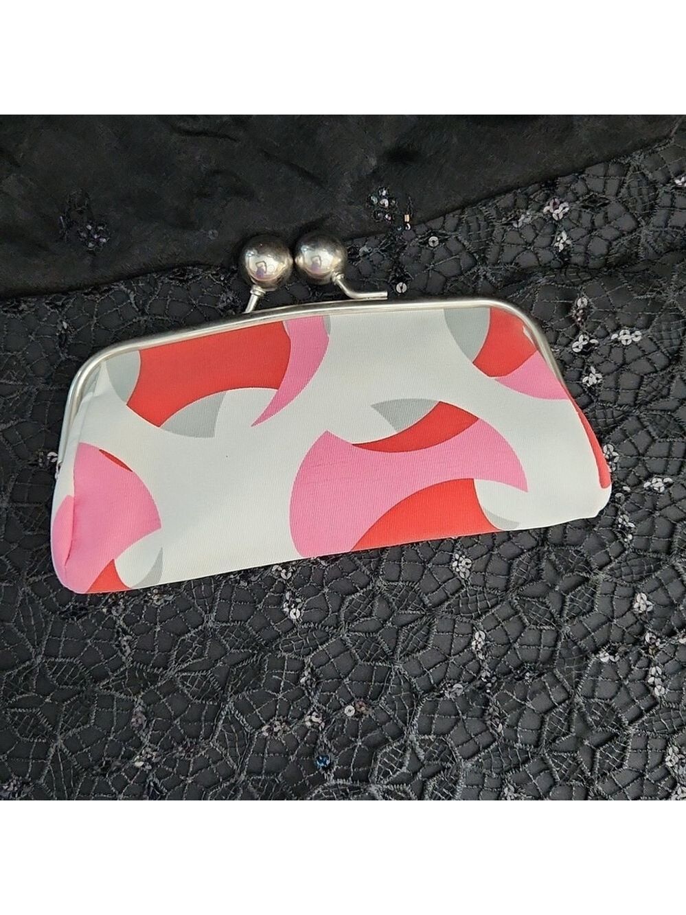 Vintage 2000s Christina Aguilera Clutch Purse Makeup Case - Picture 3 of 7